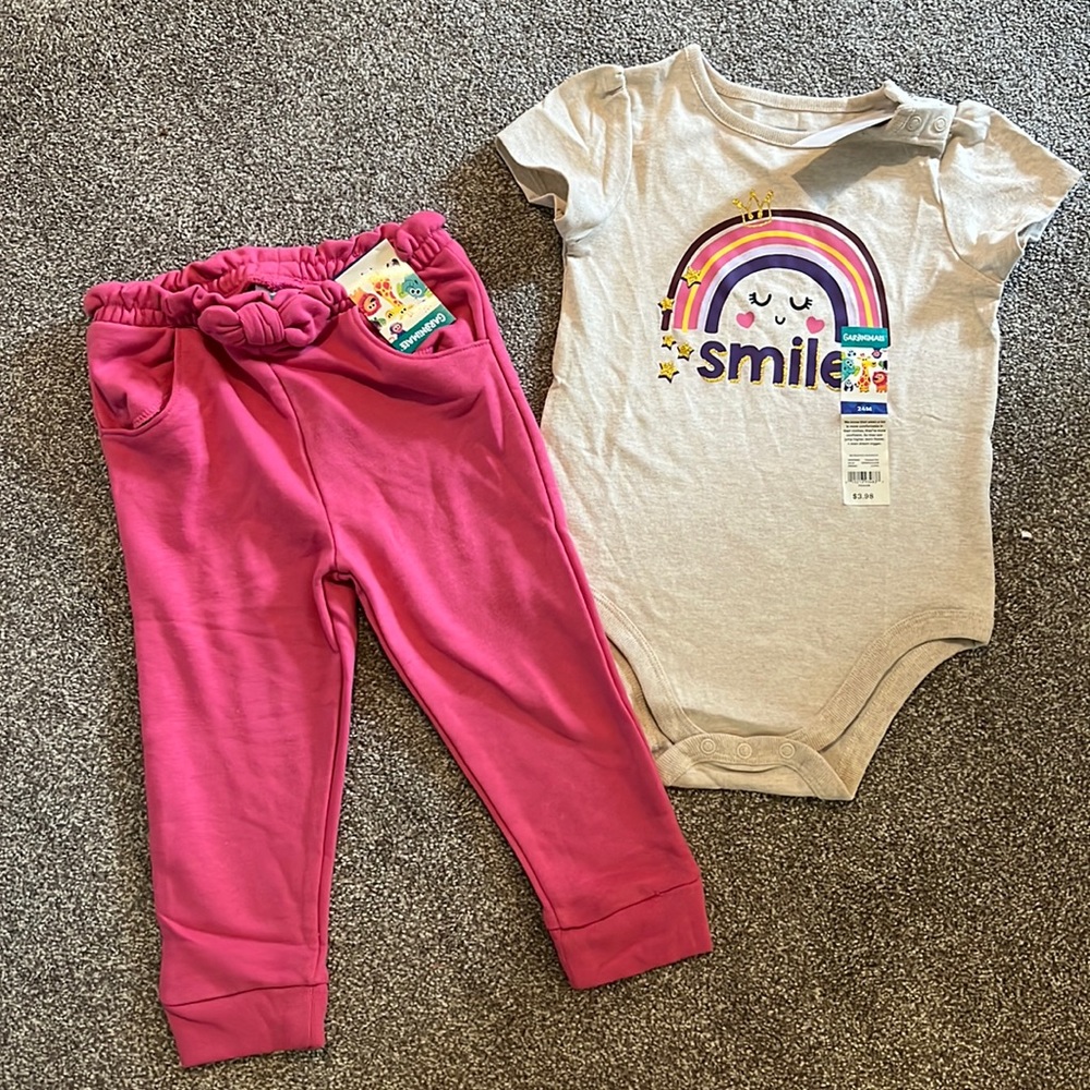 NWT Garanimals Bodysuit & Pants set